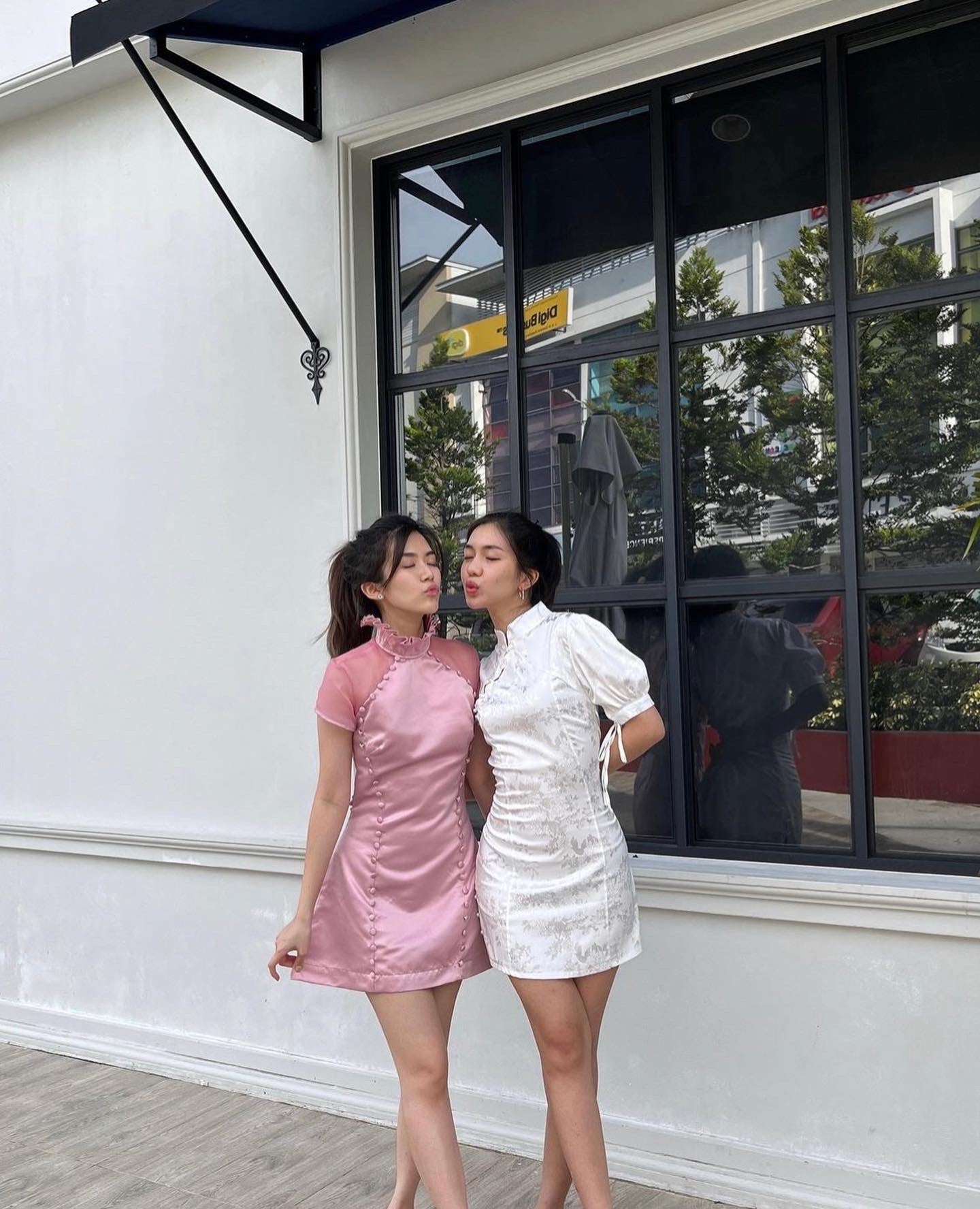 Spring Is Here Again - 大 dà Dress