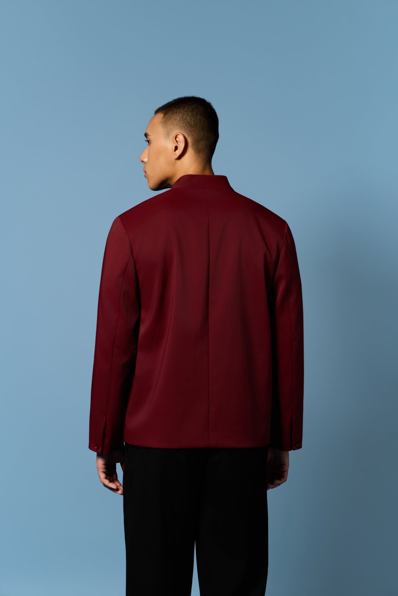 V Neck Men’s Top in MAROON