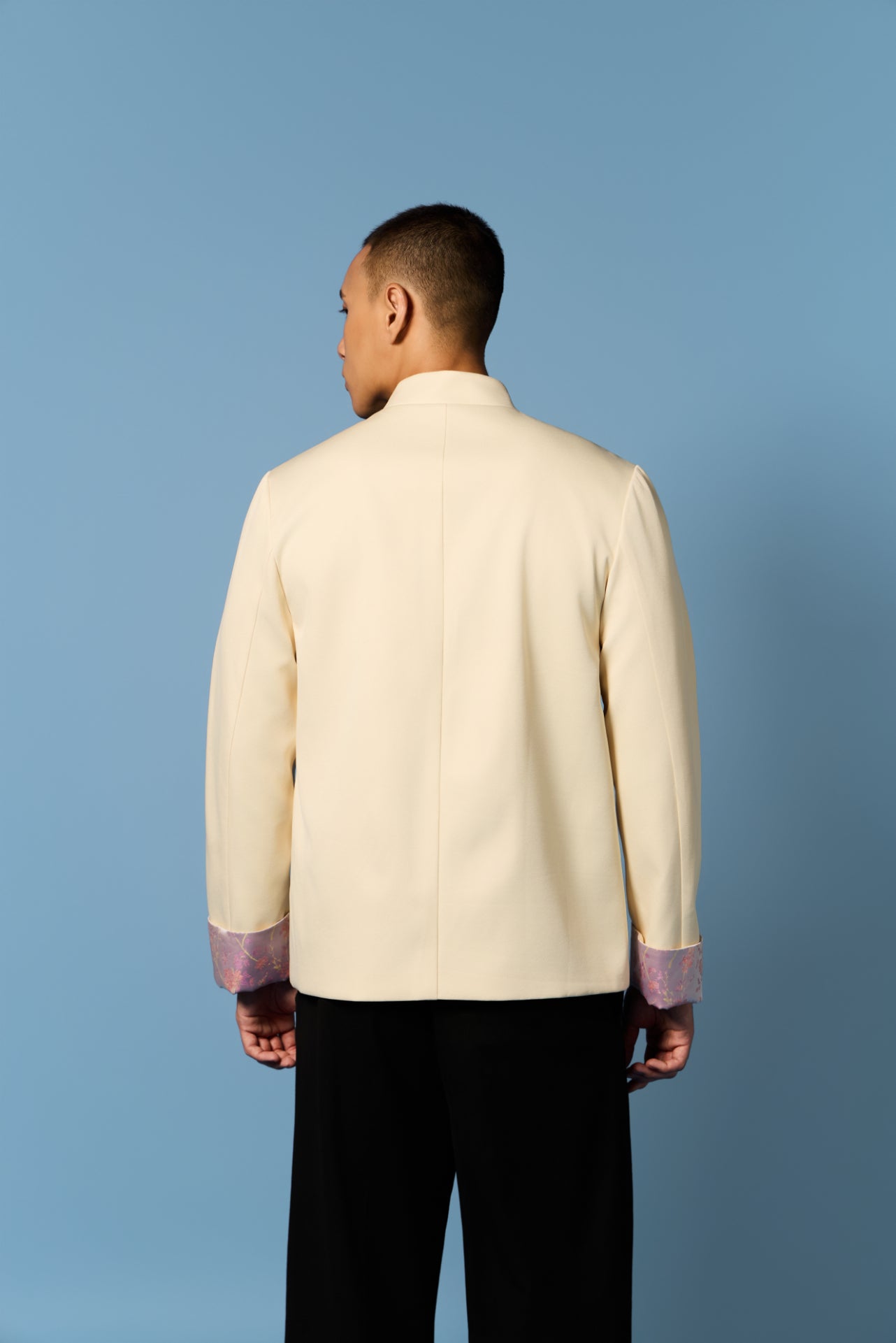 Flipped Cuff Men’s Top in BUTTER + LILAC