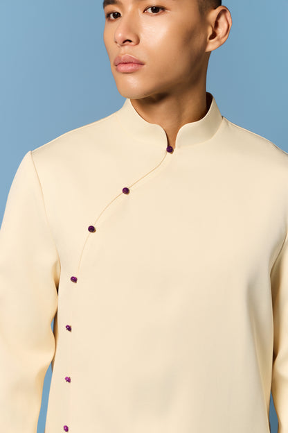 Flipped Cuff Men’s Top in BUTTER + LILAC