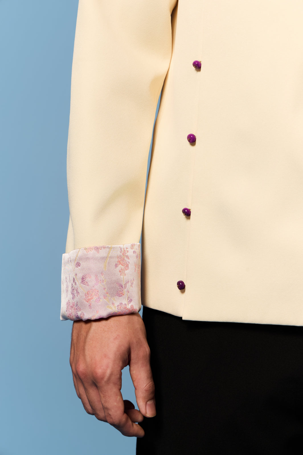 Flipped Cuff Men’s Top in BUTTER + LILAC