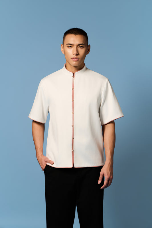Piped Men’s Top in White